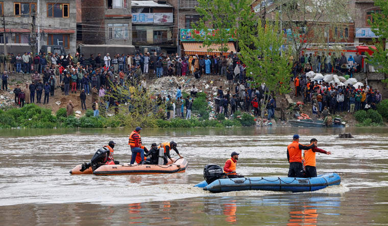 Jhelum boat rescue